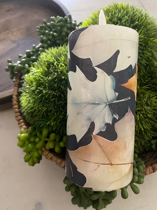 A beautiful leaf/fall candle